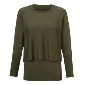 NWOT Cabi Twofer Pullover Size Small